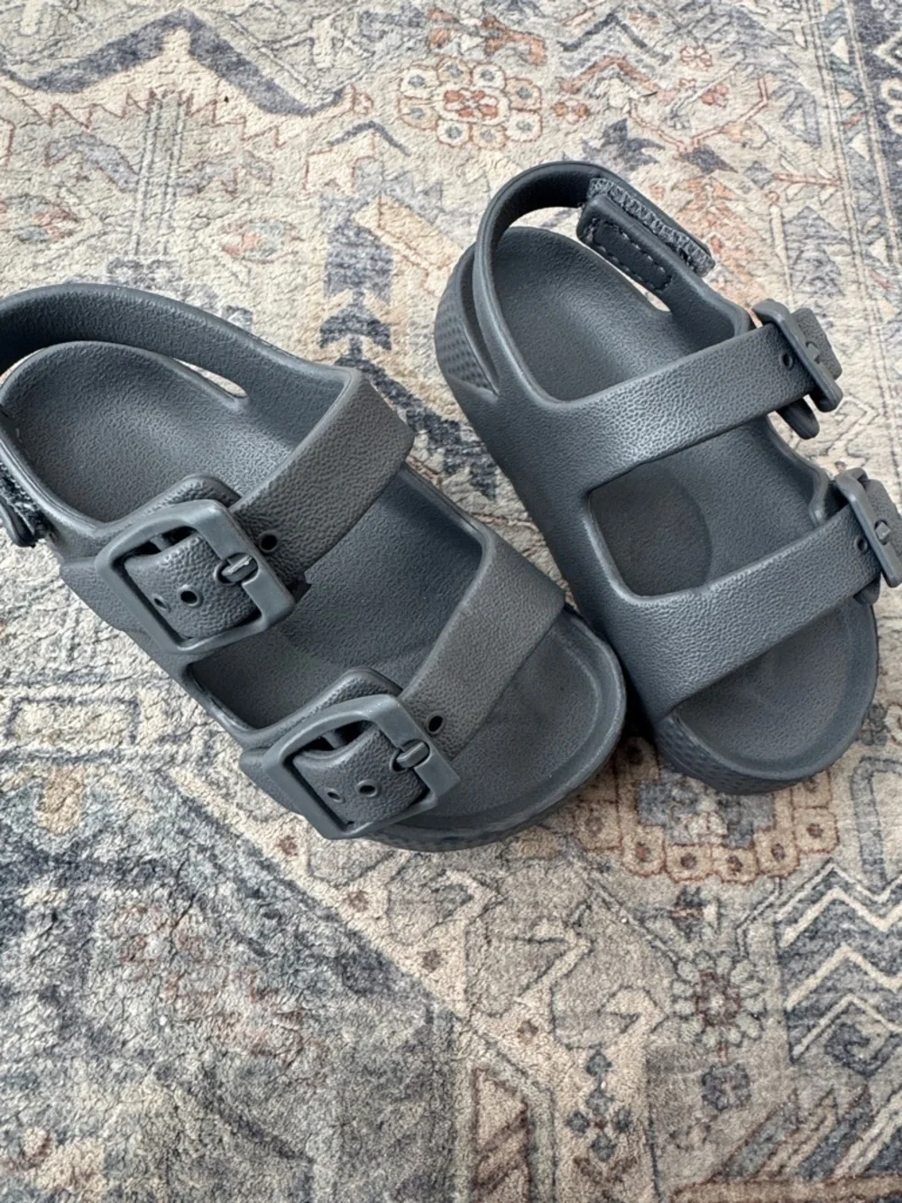 Gray Toddler Sandals Size 7 Double Strap Buckle Summer Shoes